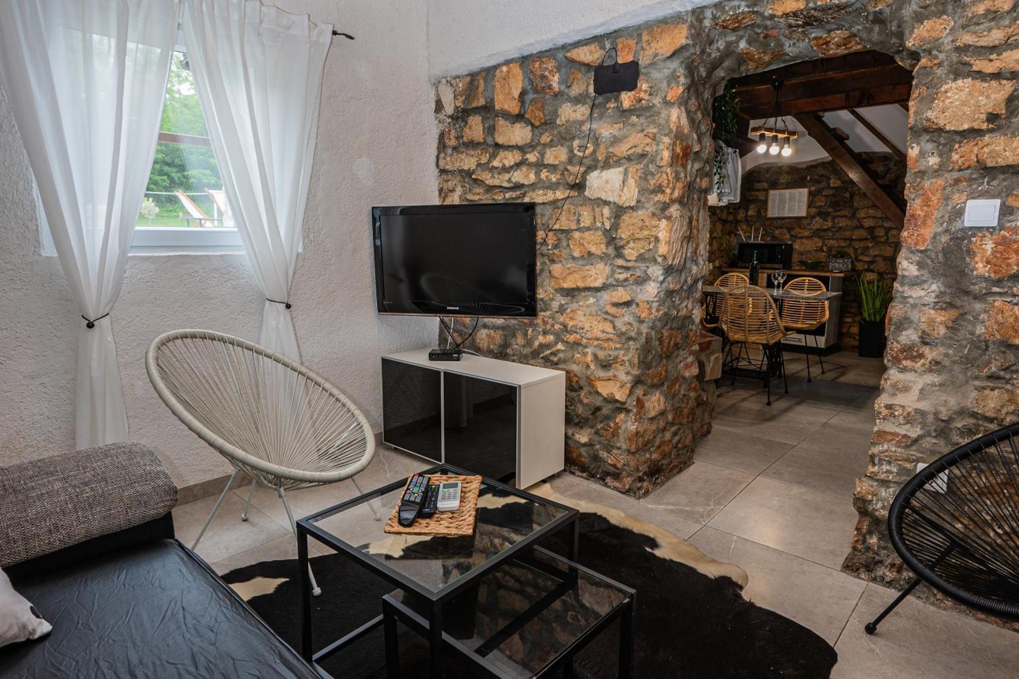 Holiday House Vuki Nedeščina エクステリア 写真